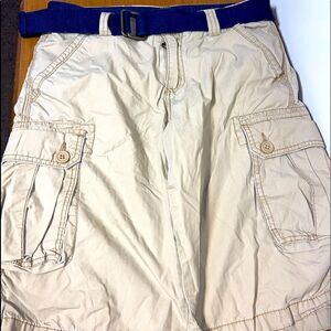Tommy Hilfiger belted khaki cargo shorts